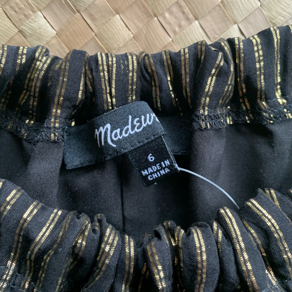 NWT Party blouse - Picture 3 of 3